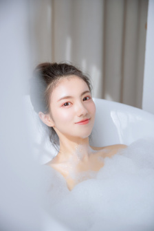西北偏北八块腹肌双龙视频